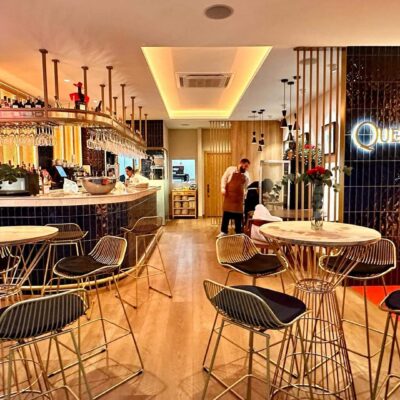 Restaurante La Querencia (Algeciras)
Instalación eléctrica integral con sistema de telecomunicaciones, sonido e iluminación decorativa personalizada.